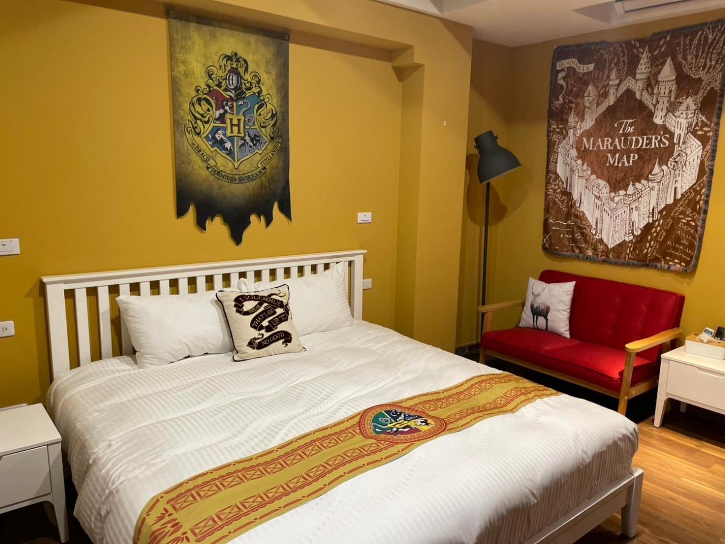 Magic Deer House 鹿鹿魔法屋 Bed & Breakfast Qingshui Exterior photo
